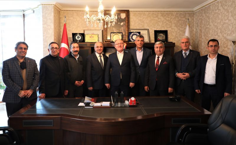 SİVAS BELEDİYE BAŞKANI BİLGİN VE BAŞKAN YARDIMCILARINDAN BORSAYA ZİYARET