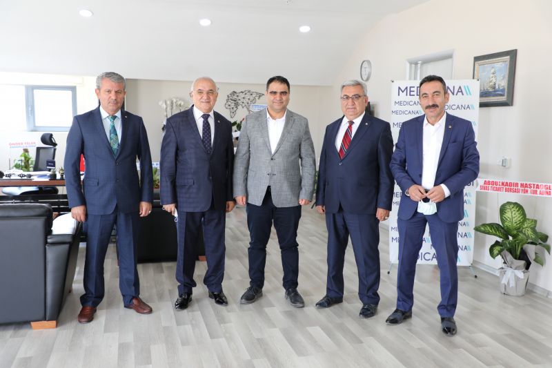 BORSA YÖNETİMİNDEN MEDİCANA SİVAS HASTANESİ GENEL MÜDÜRÜ BIÇKIOĞLU'NA ZİYARET