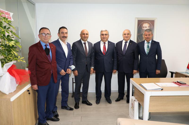 BORSA YÖNETİMİNDEN ZİRAAT BANKASI BÖLGE KOORDİNATÖRÜ ŞAHNA'YA ZİYARET